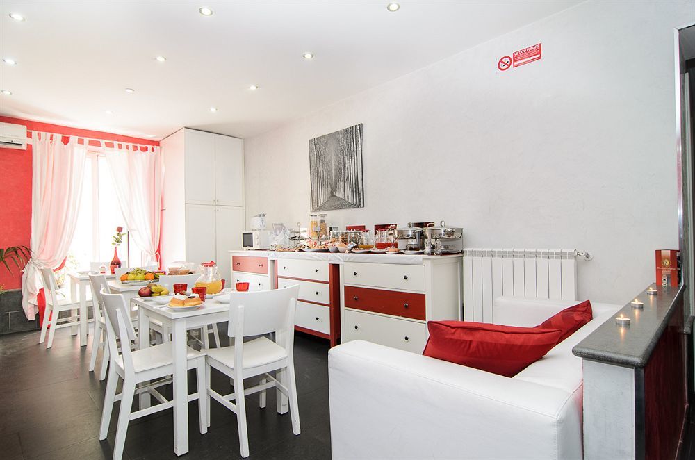 Suite Apartments Angioini Naples Luaran gambar