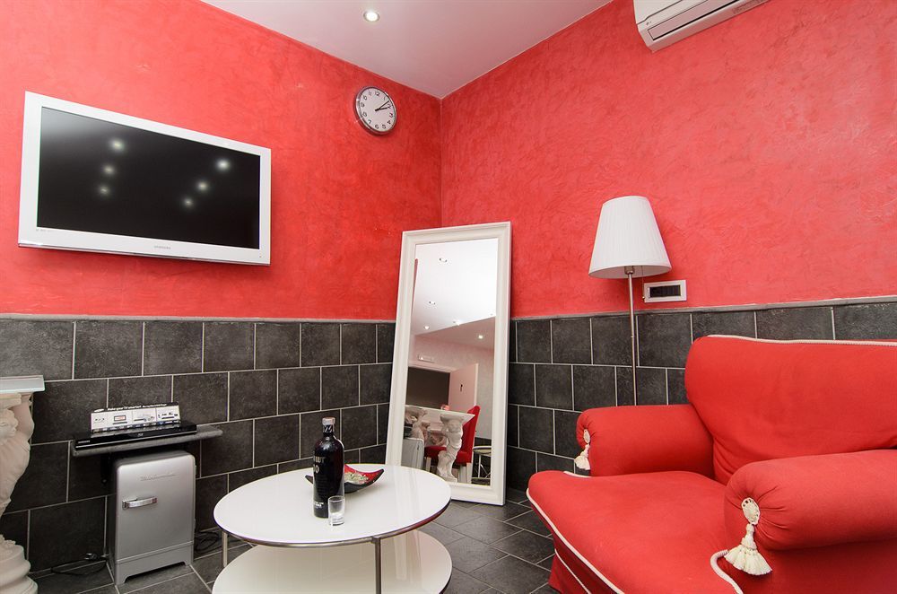 Suite Apartments Angioini Naples Luaran gambar