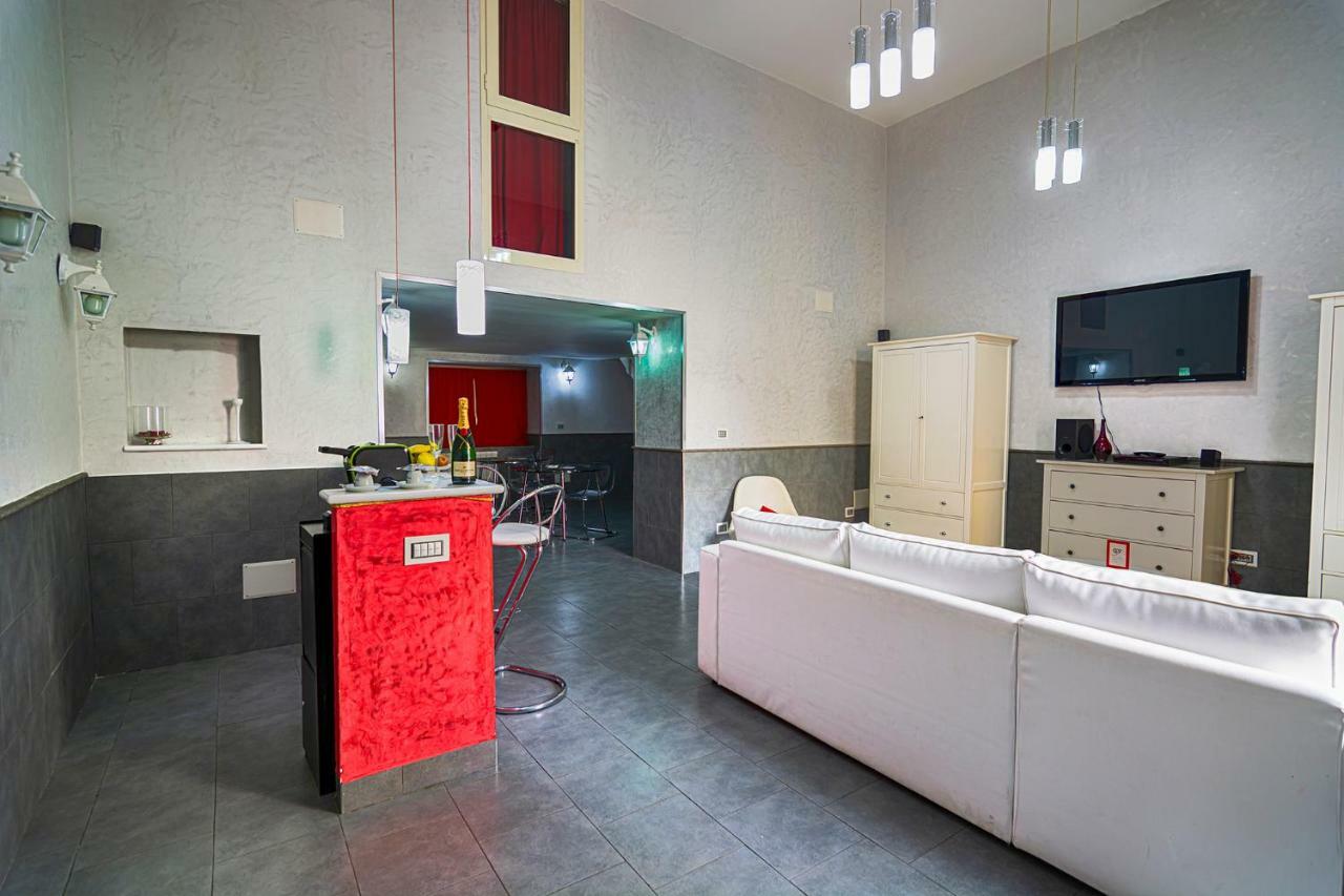 Suite Apartments Angioini Naples Luaran gambar